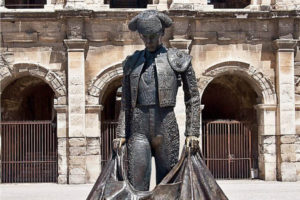 Sculpture de toréador à Nîmes